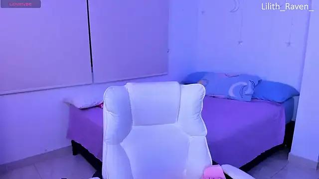 Lilith_Raven_ on StripChat 