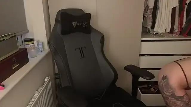 Lilly-Luscious's avatar