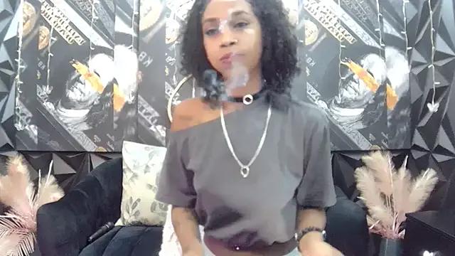 Lilmisbaddyxxx on StripChat 