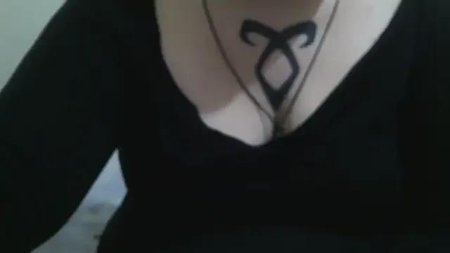 LolaXXDreams on StripChat 