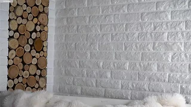 LowOncoming on StripChat 