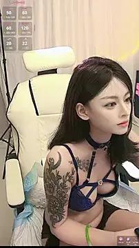 lulu5211 on StripChat 