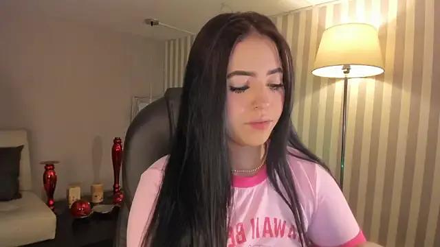 Maaiitee on StripChat 