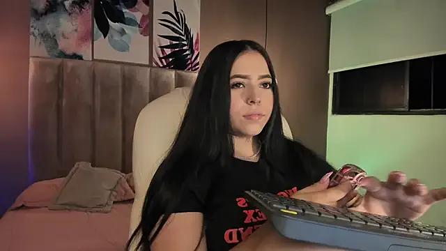 Maaiitee on StripChat 