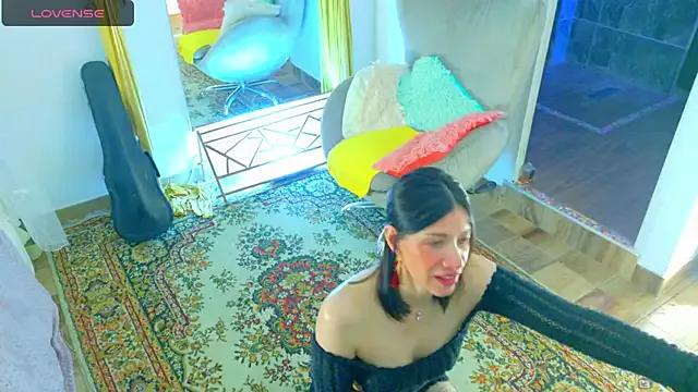 magali_19 on StripChat 