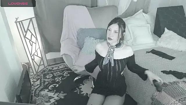 magali_19 on StripChat 