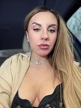 MilfNextDoor20's avatar