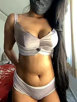 miss_lina on StripChat 