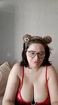 NinaBigCherry on StripChat 