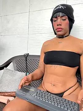 NovaFoxx — RIDING MY DILDO IN THE KITCHEN 