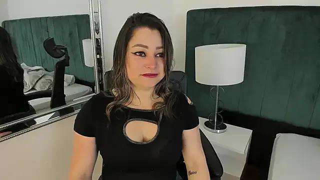 PandoraB_ — masturbate dildo in jeans