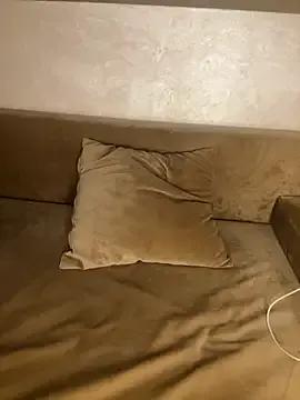 RachaCharmouta — Cummm 