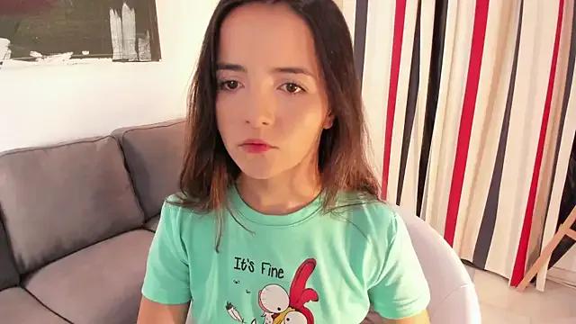 Raychell_Black — Shakira hot dancing