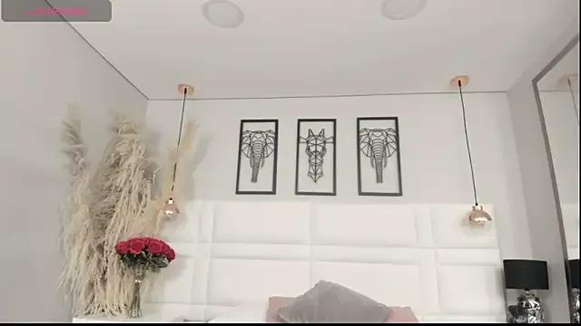 Rebeca_jones on StripChat 