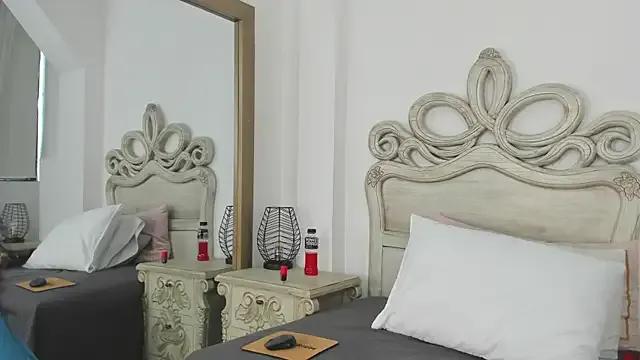 SamanthaFerrer__ on StripChat 