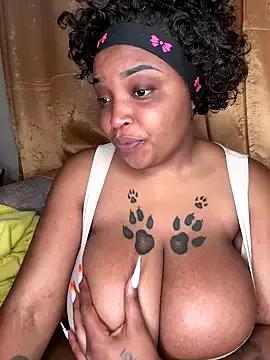 Savage_baby on StripChat 