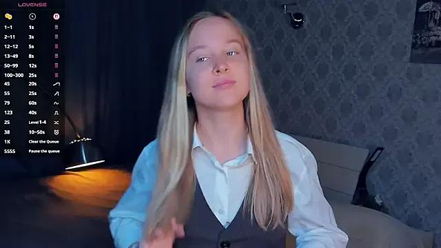 SoonMoor on StripChat 