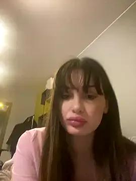 SoShyEmmyyy on StripChat 