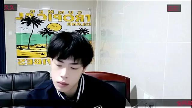 stripcha-798 — Nude and sexy dance