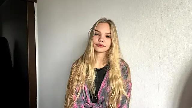 SweetAmelia69 on StripChat 