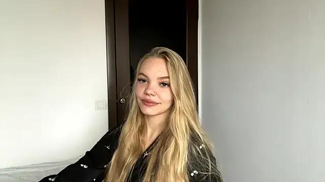 SweetAmelia69 on StripChat 