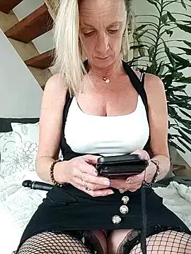 tatianasexymilf on StripChat 