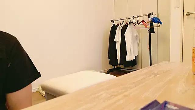 undo-busoku69 — Freechat on StripChat