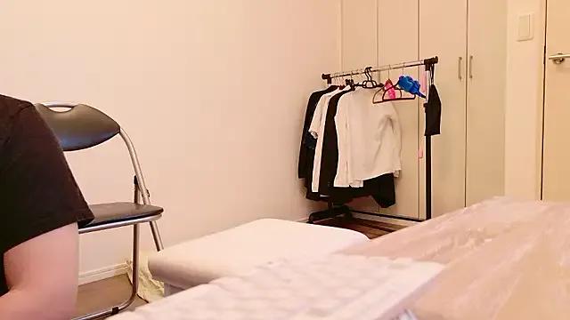 undo-busoku69 — Group on StripChat