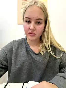 VanillaCakes's avatar