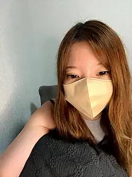 yuuhichan on StripChat 