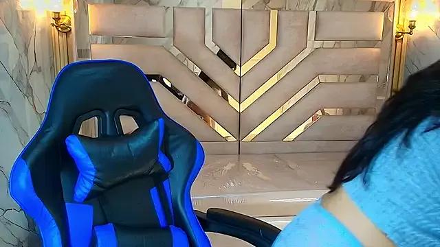 zoe_r_ — ride dildo + cum